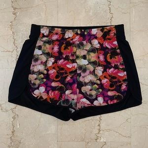 YA Los Angeles Print Floral Short with back all black